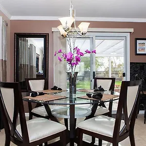 https://beautiful-home-in-downtown-phoenix.hotelsofphoenix.com