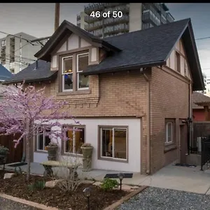 https://new-private-cap-hill-carriage-house.seedenverhotels.com